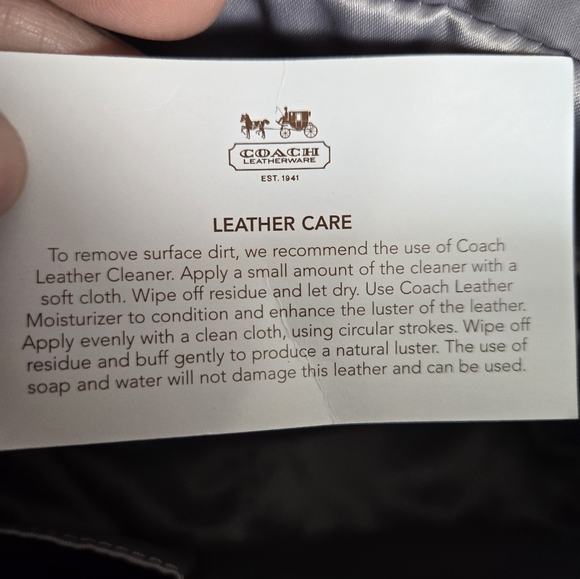 Coach Poppy Latch Lock Shoulder Bag EUC - Picture 10 of 11